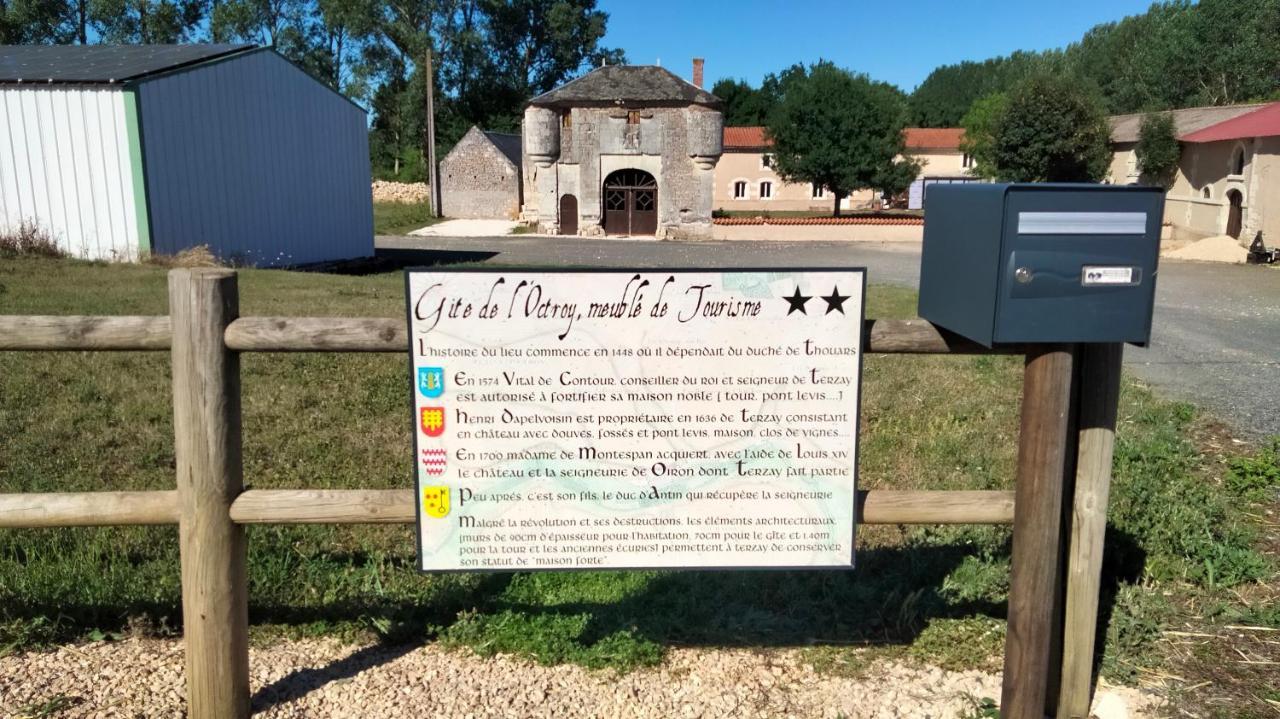 Gite De L'Octroy Poitou Oiron Exterior photo